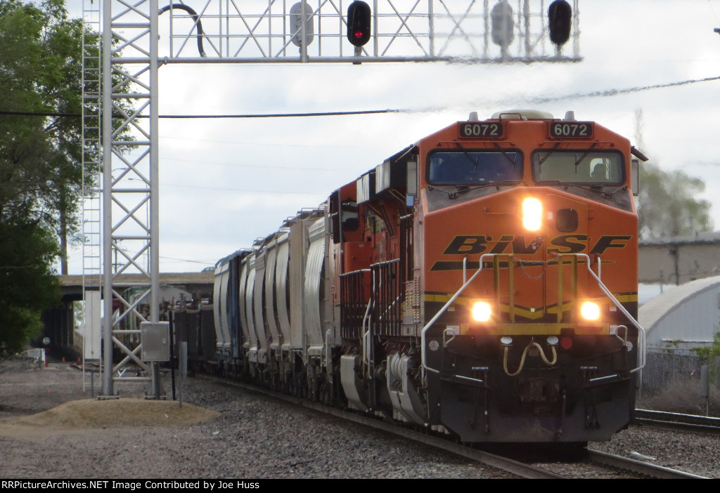 BNSF 6072 West